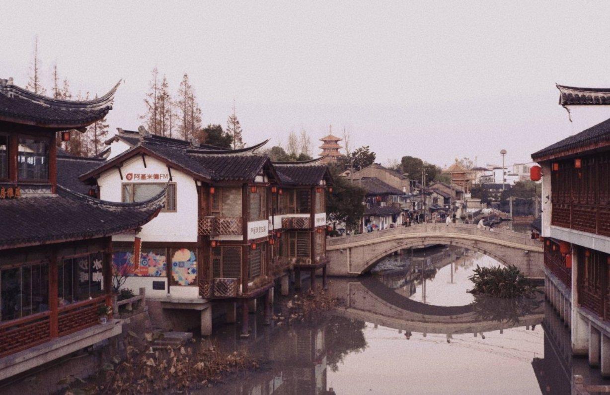 虫虫助手下载